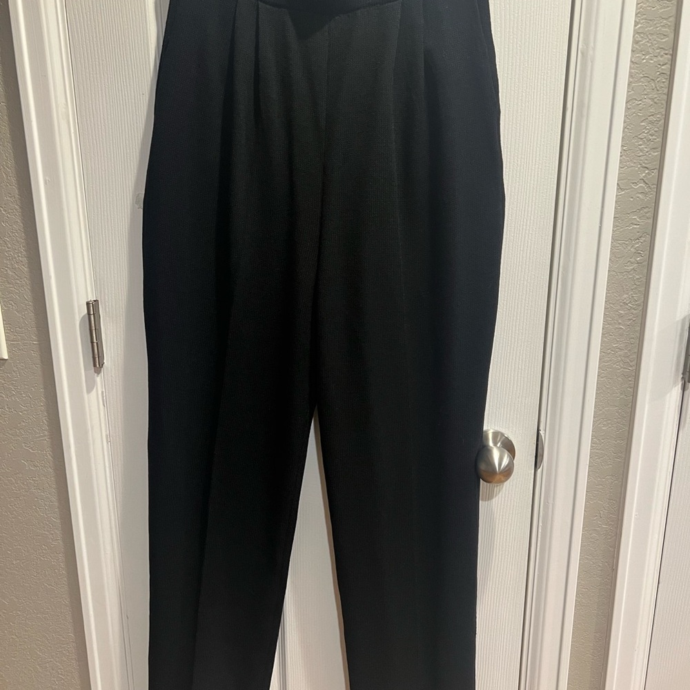 St. John Classic Black high-waisted Women's Trousers